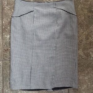 New York Clothing Company Black and White Houndstooth Pencil Skirt